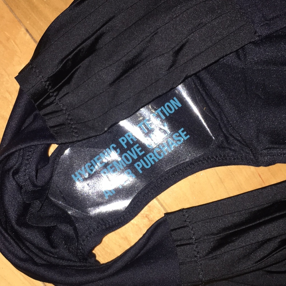 Sea Folly Bikini top + bottom - Picture 3 of 6